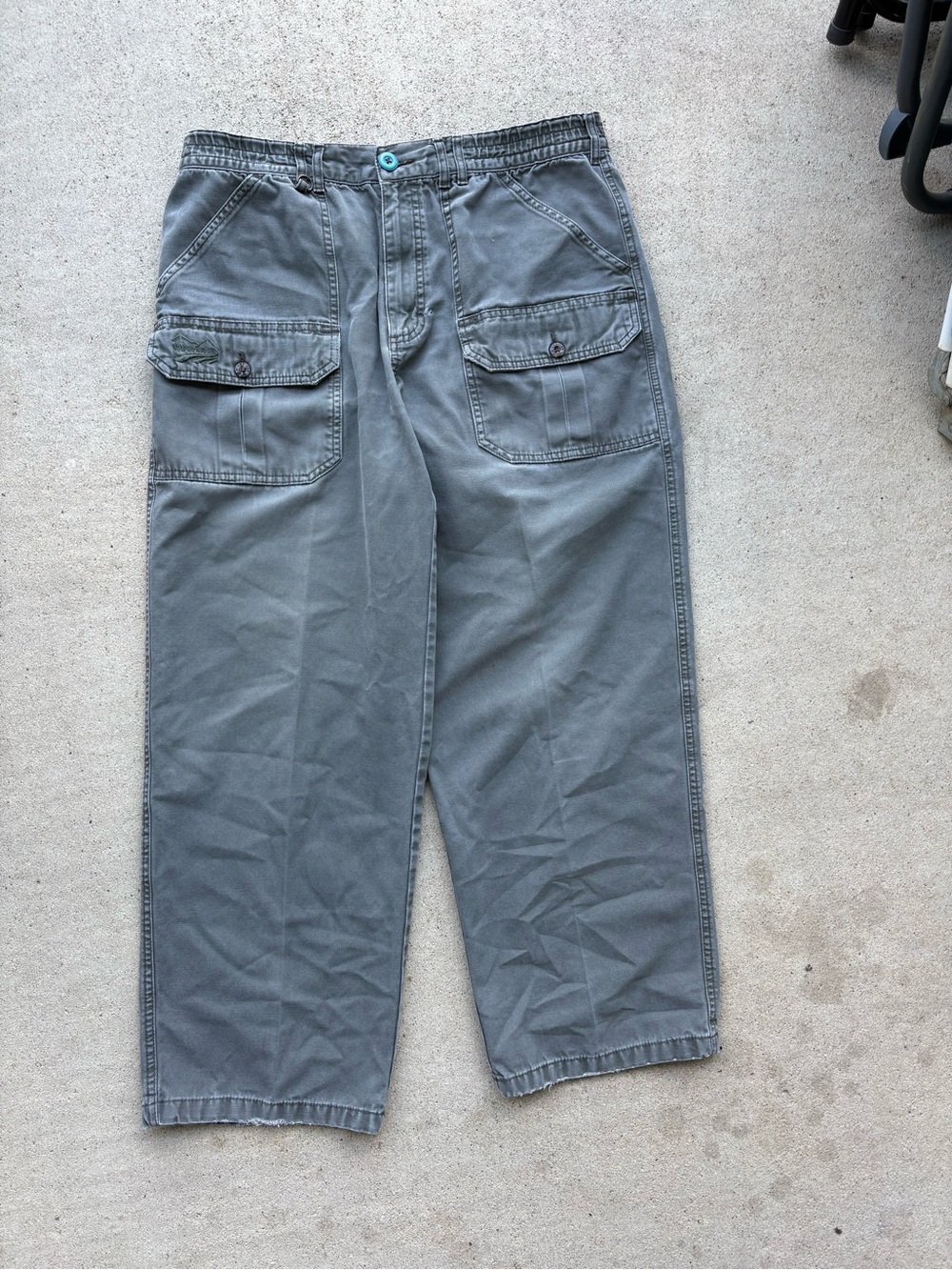 Vintage WindRiver Baggy
Cargo Pants Faded Green 34x29